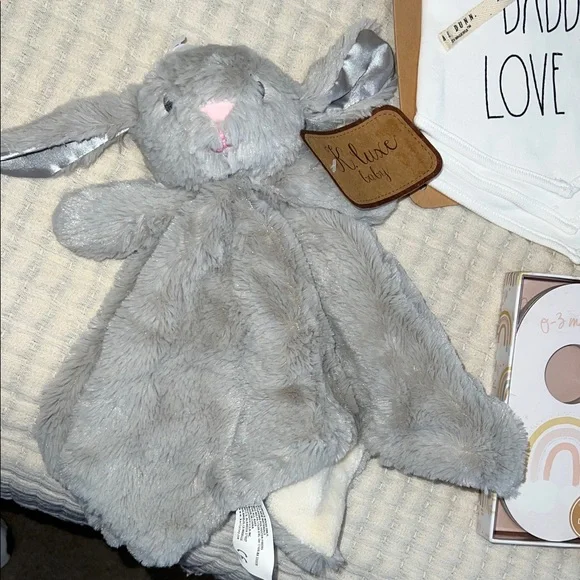 NWT Baby Bundle Accessories Set - Picture 2 of 11